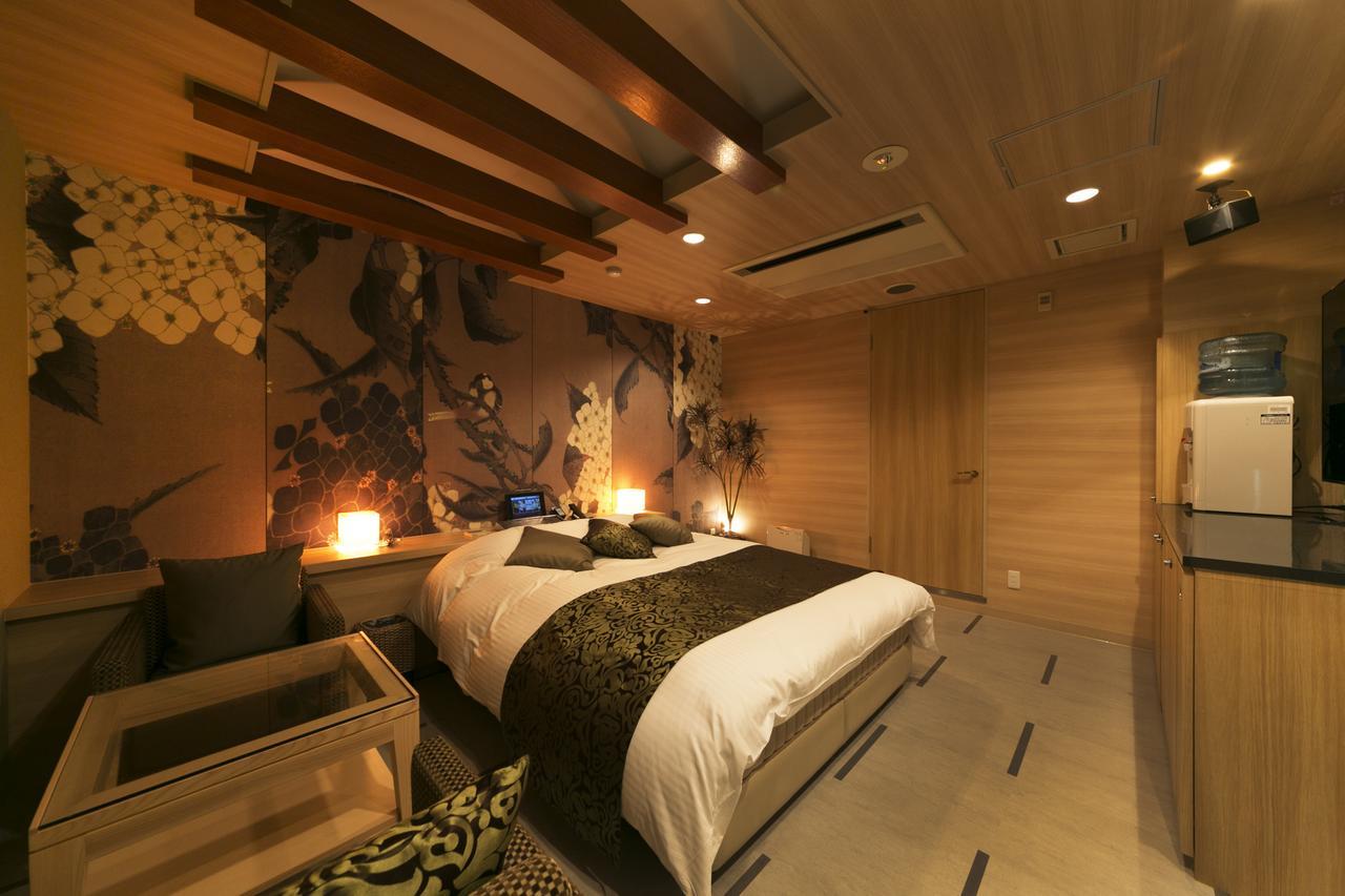 Hotel Lotus Kobe (Adults Only) Екстериор снимка